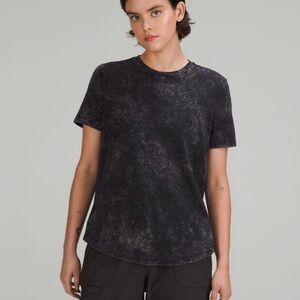 Lululemon Love Crewneck T-Shirt
*Cloud Wash